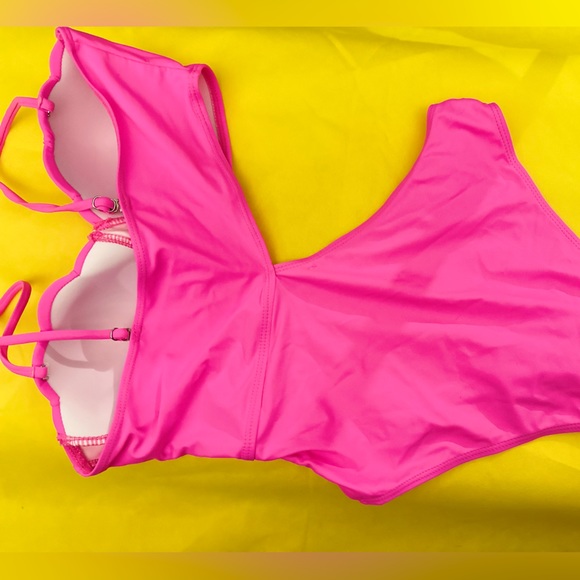 *NEW* Hot Pink Shell Bra Swimsuit - Picture 6 of 10
